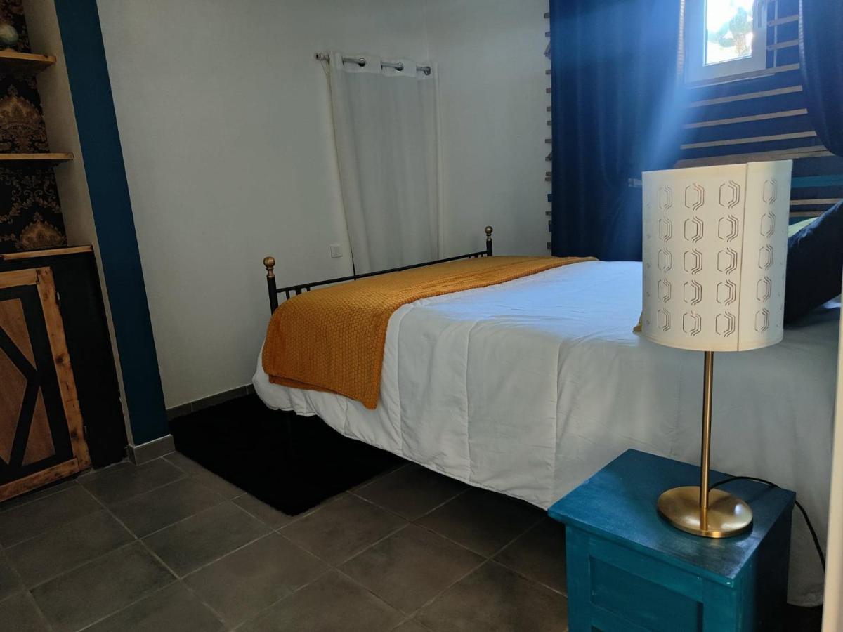 L'Empire D'Essences Appartement Valréas Екстериор снимка